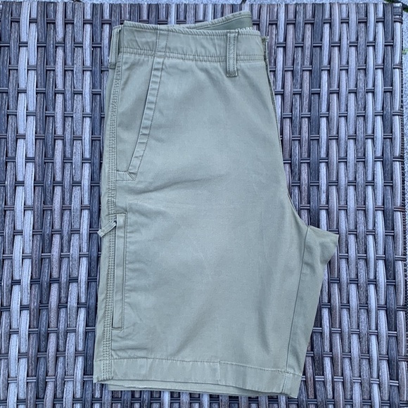 L.l. Bean Stonecoast Khaki Short - Olive Green - Picture 8 of 16
